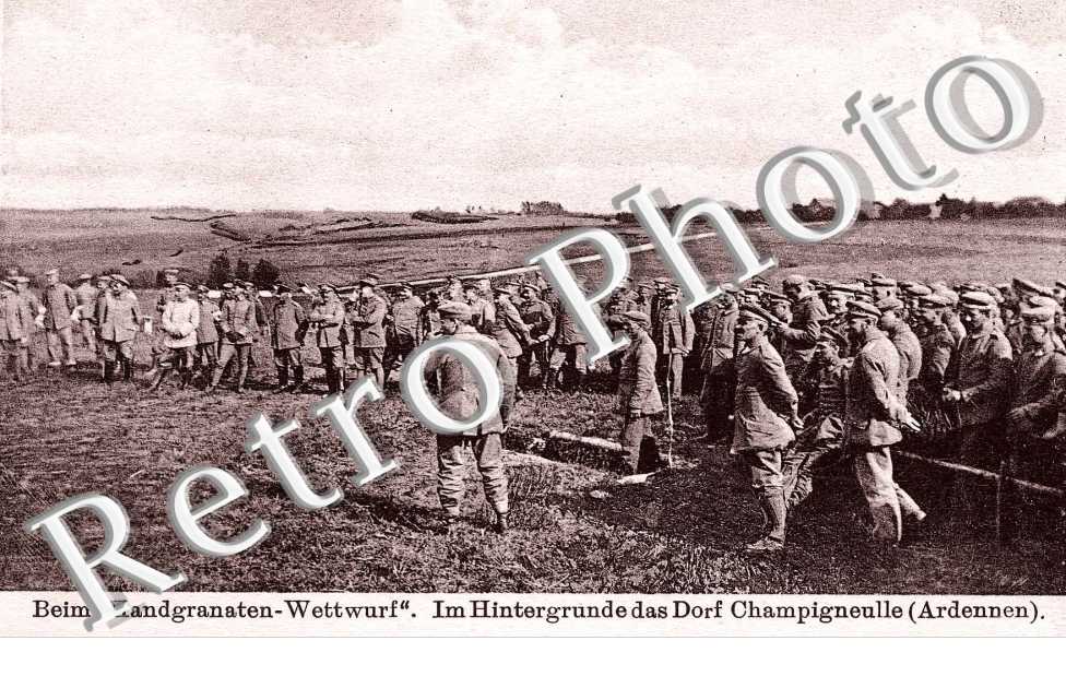 Beim Handgranaten Wettwurf