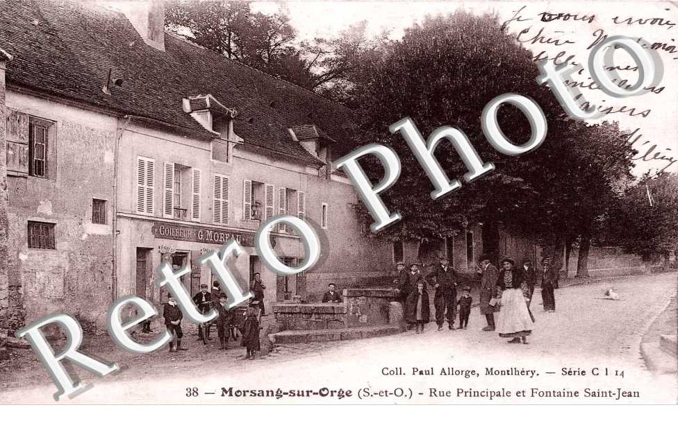 Coiffeur Moreau - Rue principale et fontaine saint Jean
