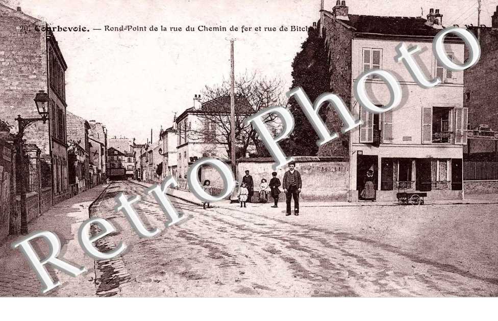 Rond point de la rue du chemin de fer