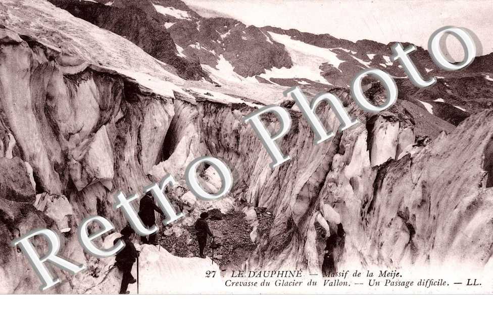 Crevasse du Glacier du Vallon