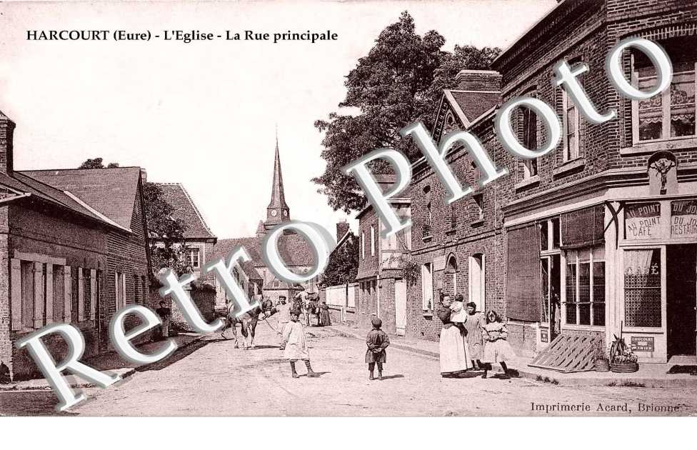 L'eglise et la rue principale