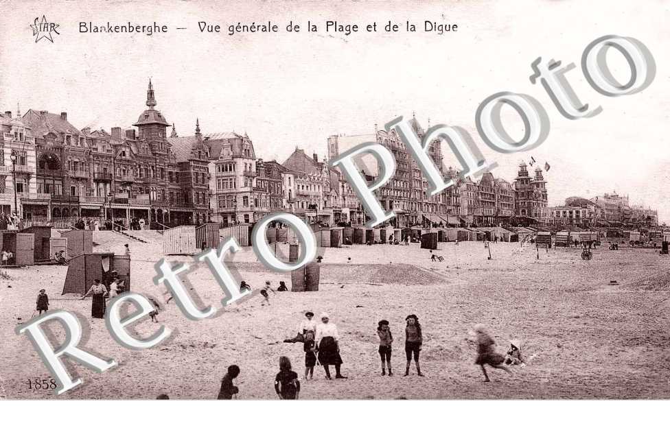 Vue generale de la plage et de la digue