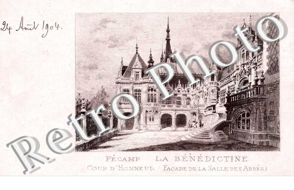 La Benedictine - cour d'honneur