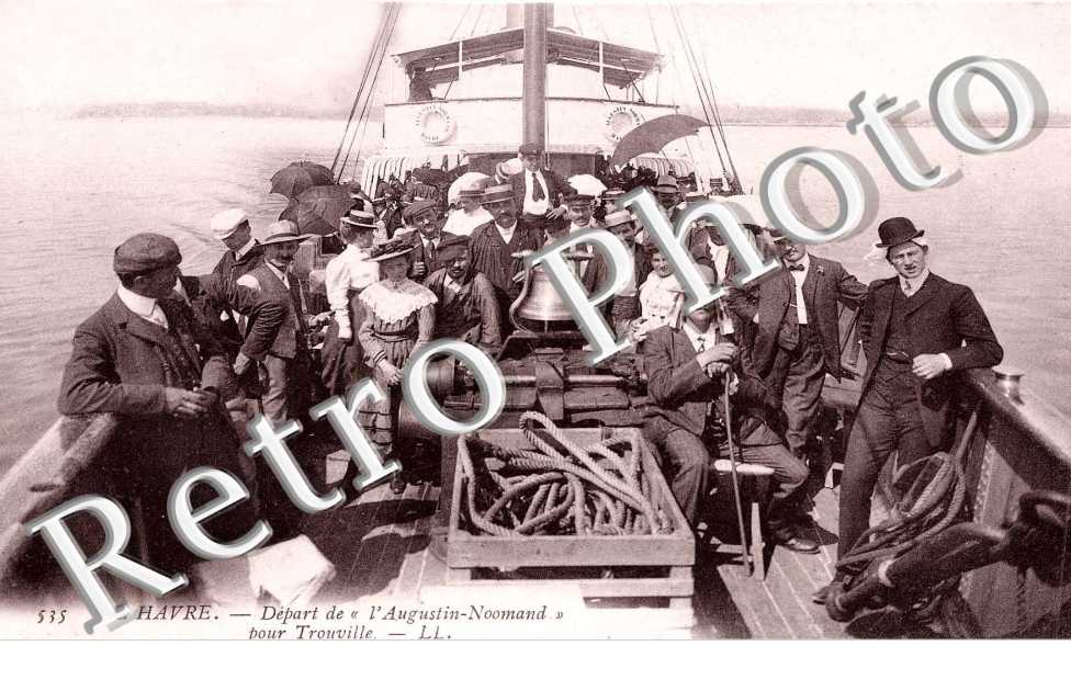 depart de l'Augustin-Noomand pour Trouville (bateau)