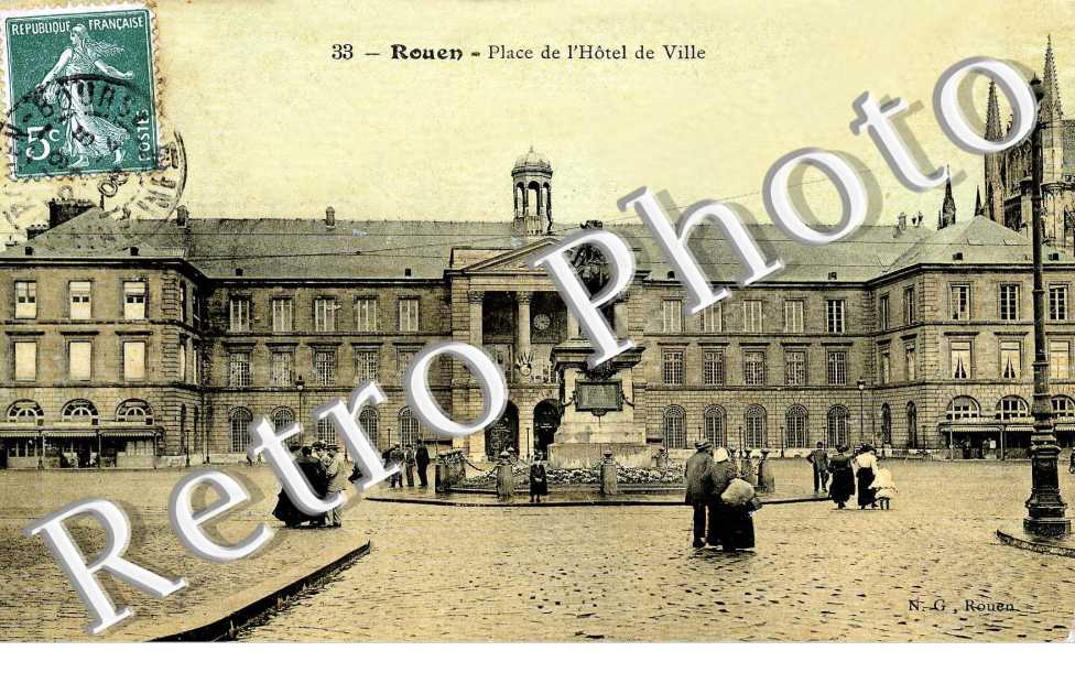 Place de l'Hotel de Ville