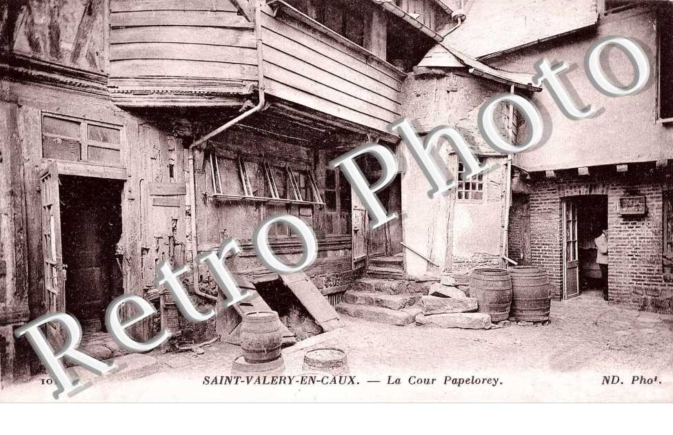 la Cour Papelorey