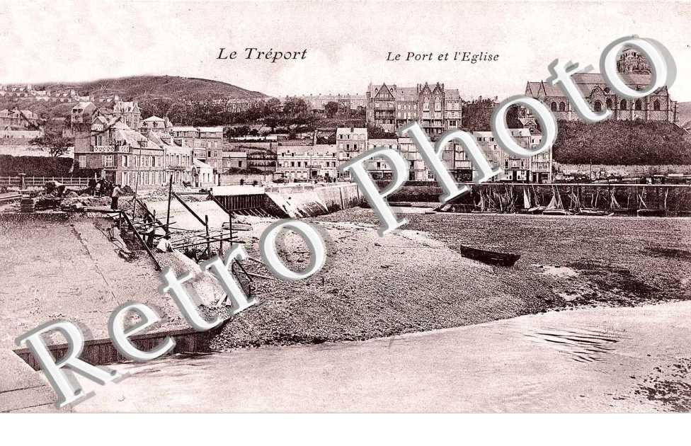 le port et l'eglise
