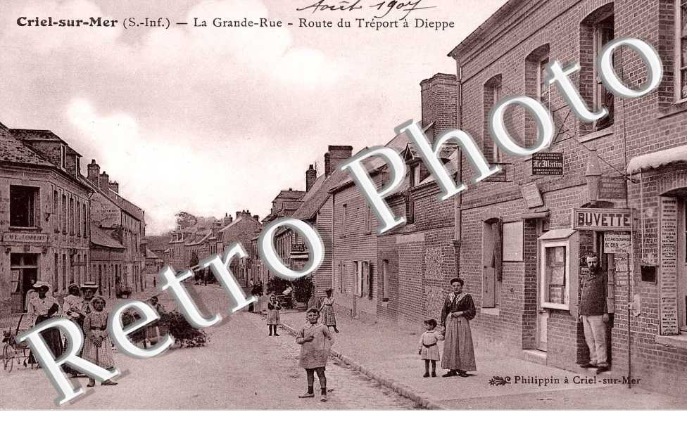 La grande rue - Route du Treport a Dieppe