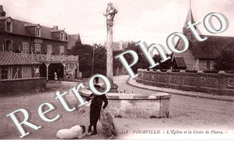 Pourville l'Eglise et la Croix de Pierre