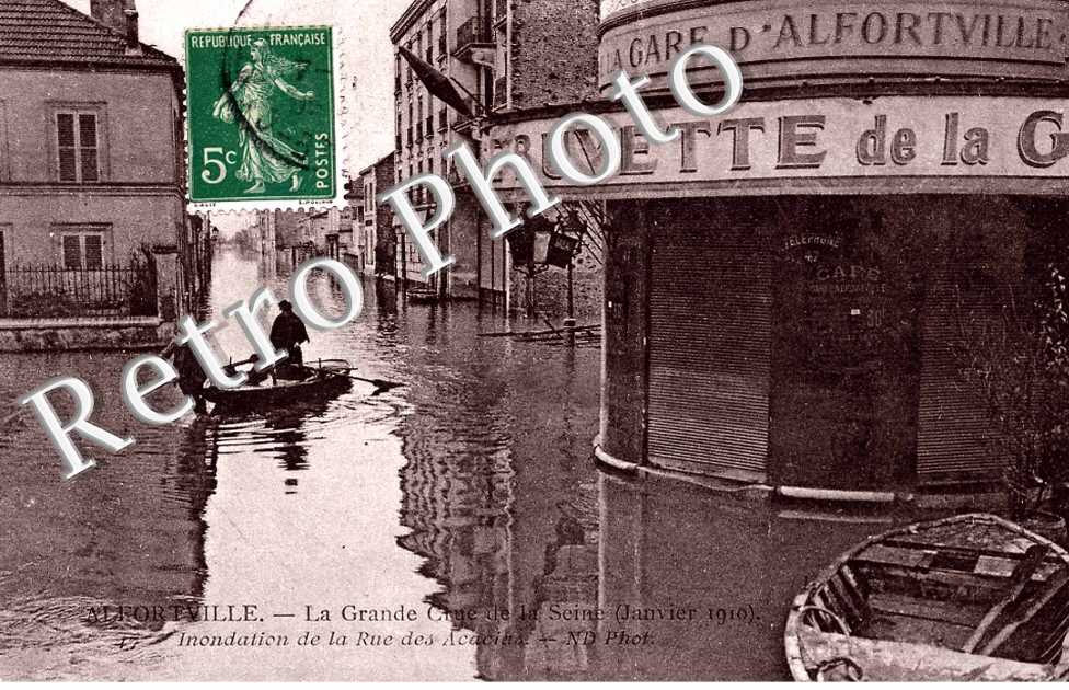 La grande crue de la seine  - Rue des Acacias
