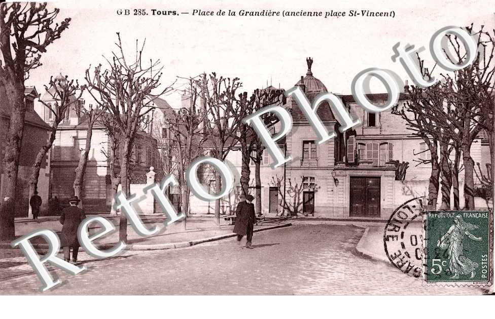 Place de la Grandière (ancienne place Saint-Vincent)