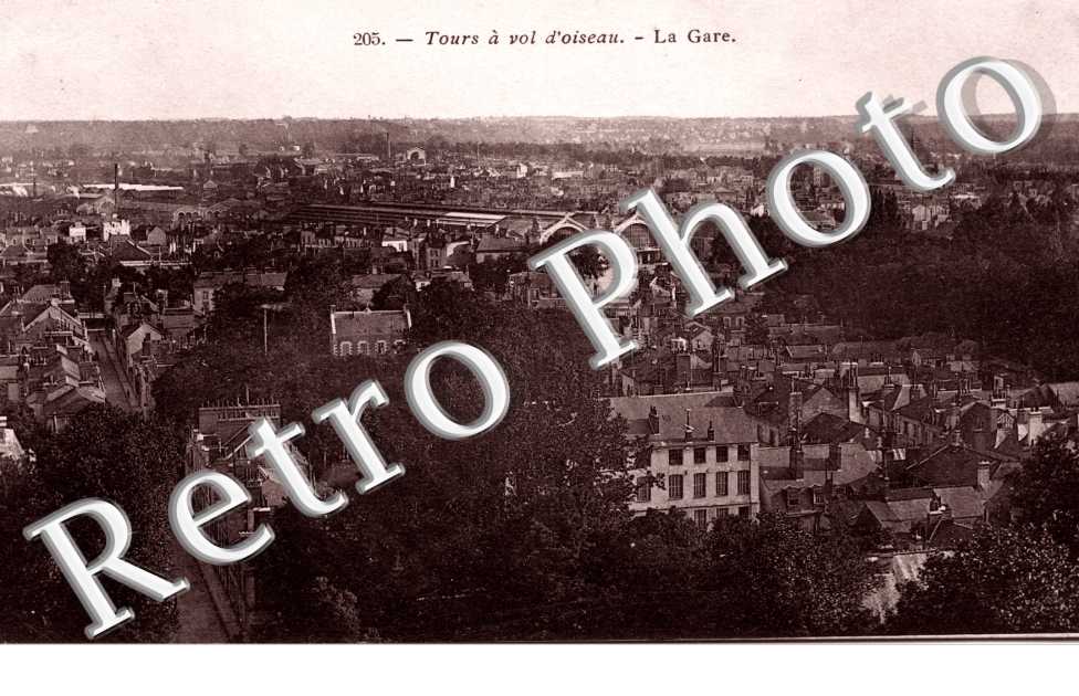 Tours a vol d'oiseau - la gare