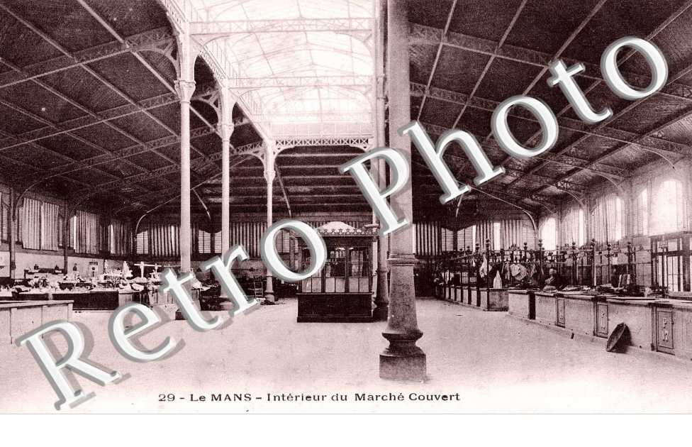 Interieur du marche couvert