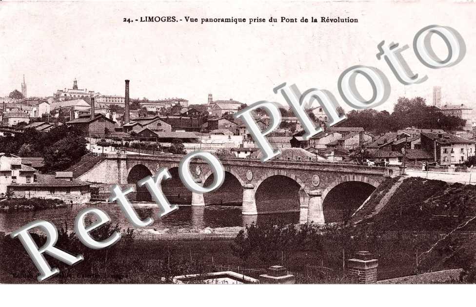 VUE PANORAMIQUE PRISE DU PONT DE LA REVOLUTION