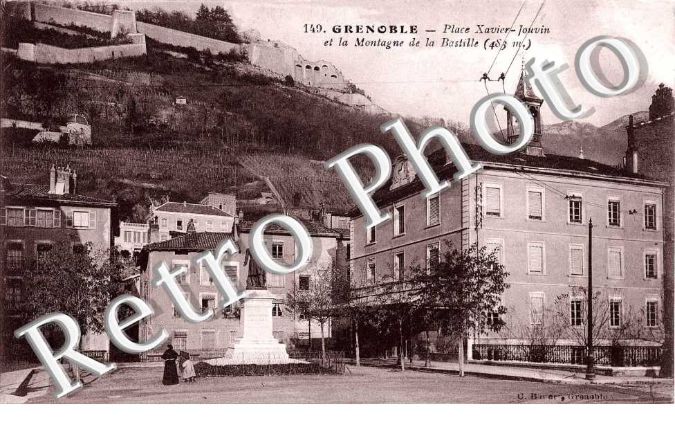 place Xavier Jouvin