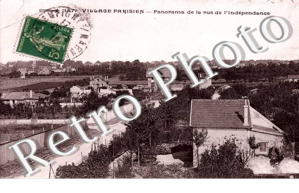 Village parisien Rue de l'Independance