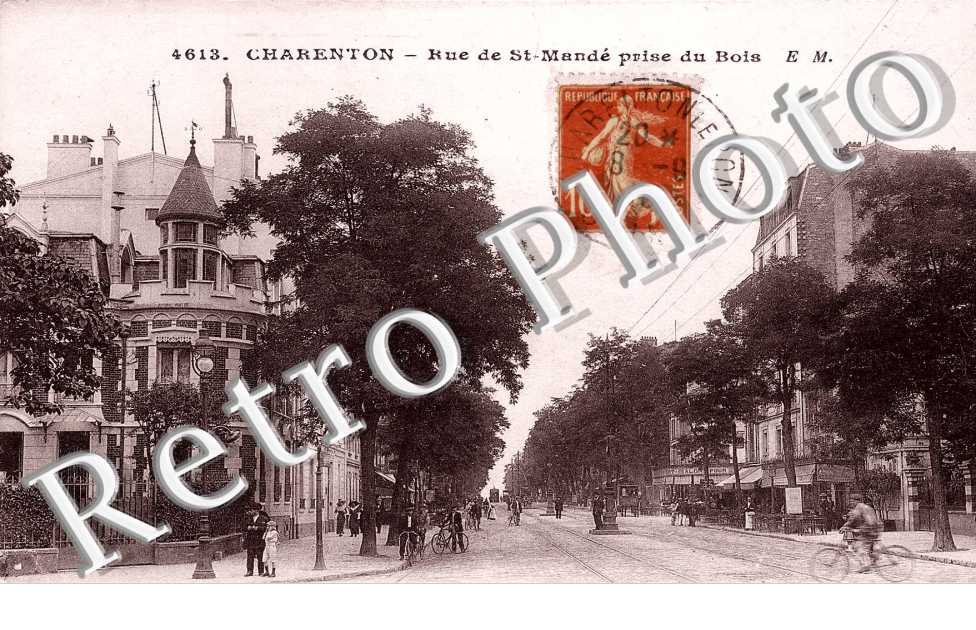 Rue de St Mandé prise du bois