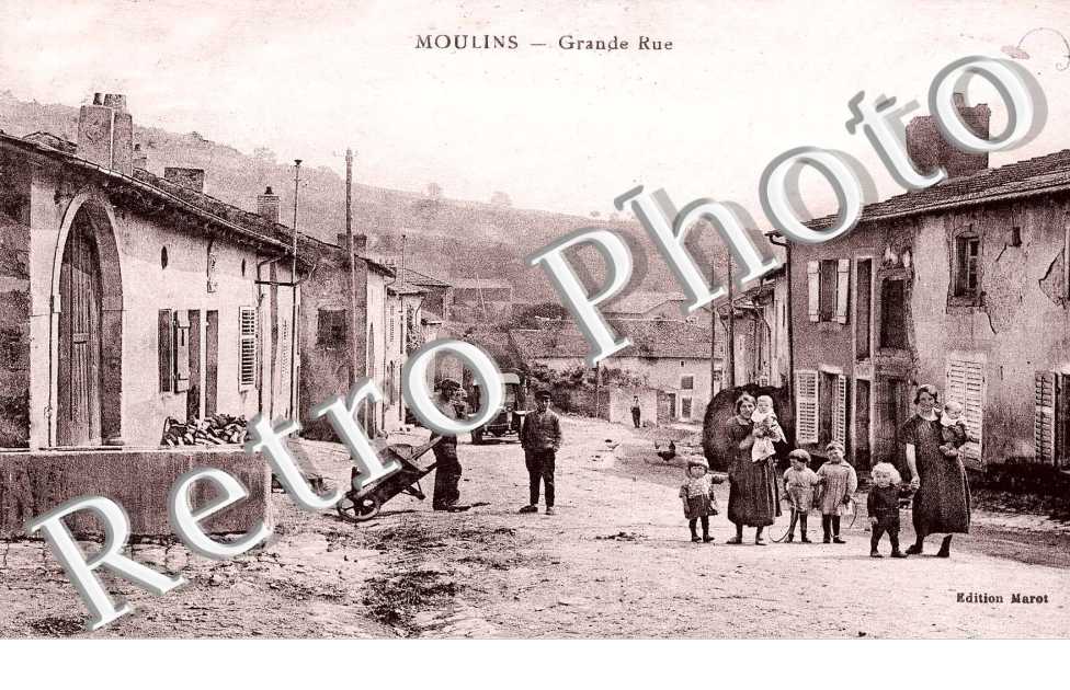 Moulins - Grande rue