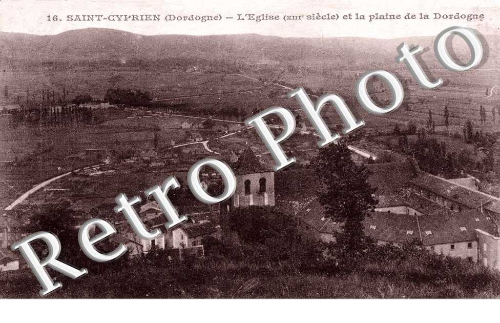 L'eglise et la plaine de la Dordogne