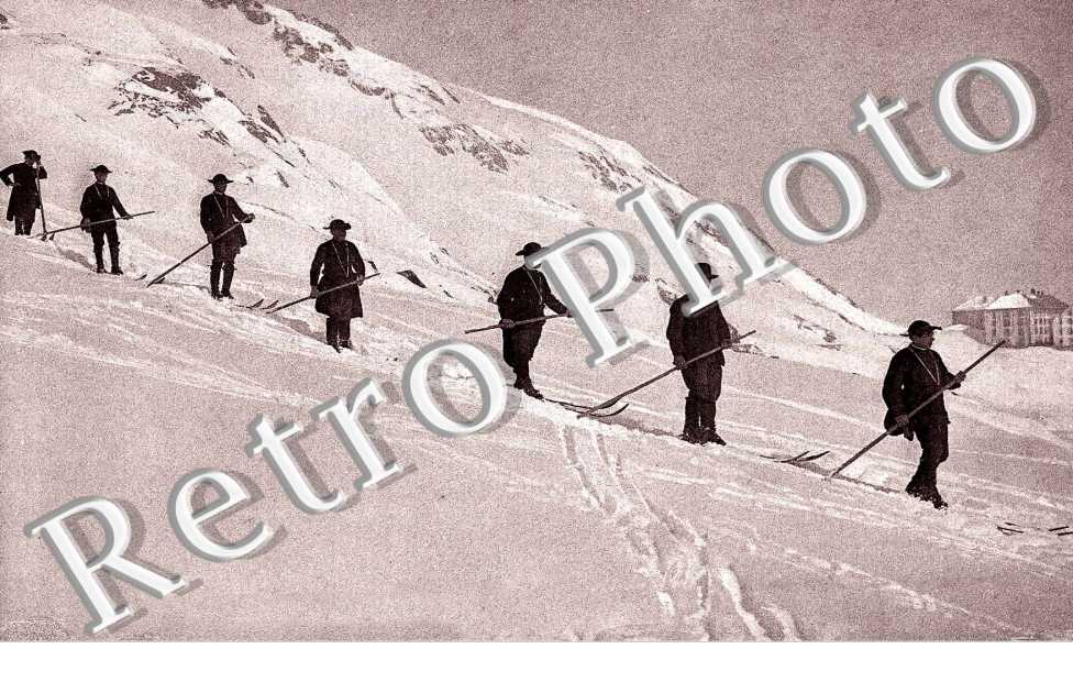 Les moines en skis