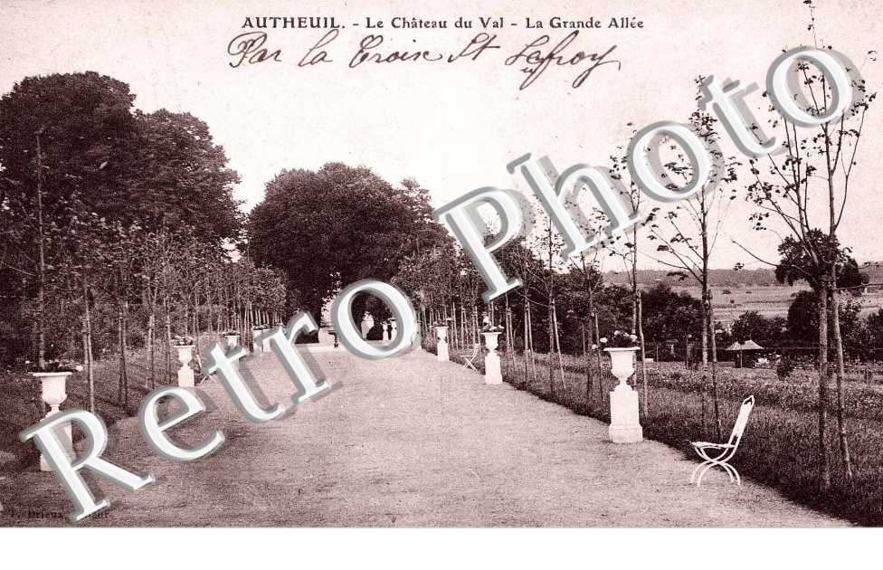 Le chateau du Val - la grande allee