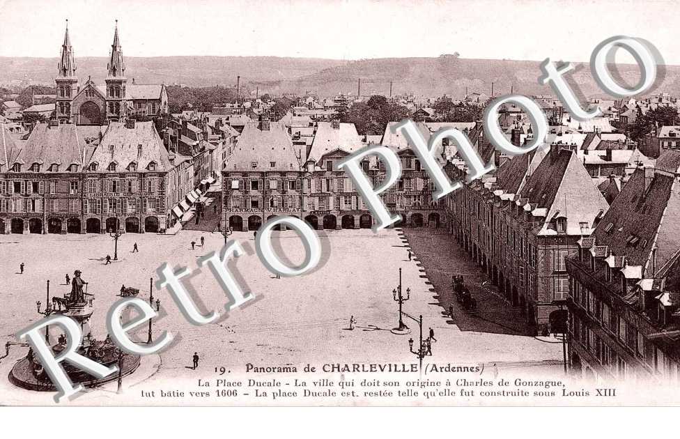 la Place DUCALE