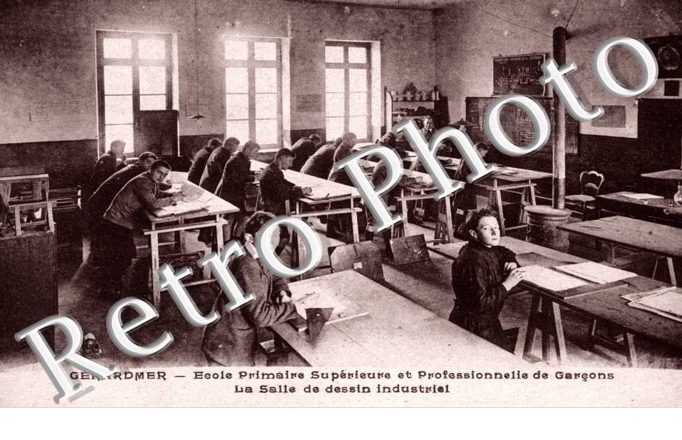 ecole primaire superieure et professionnelle de garcons La salle de dessin industriel