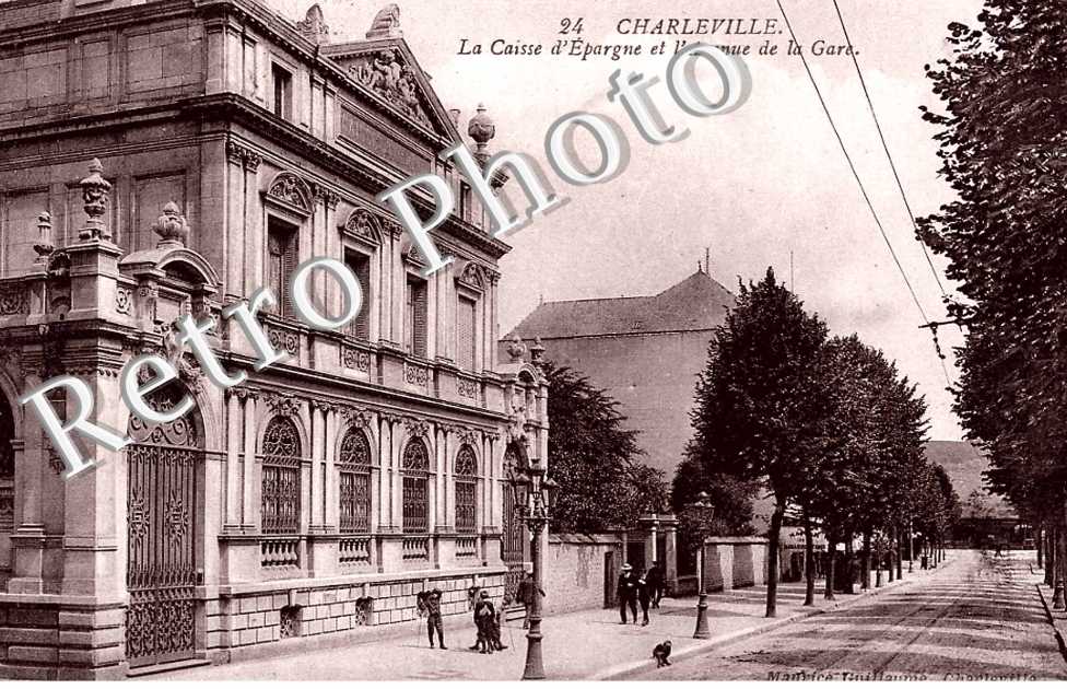 Avenue de la Gare la Caisse d'Epargne