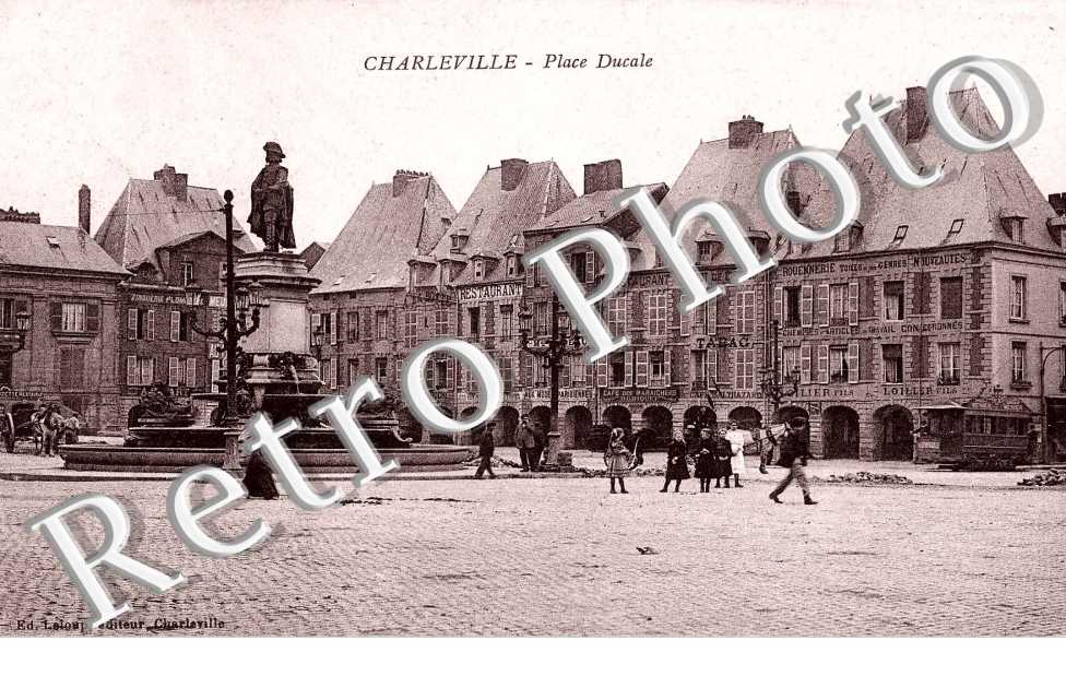 la Place DUCALE