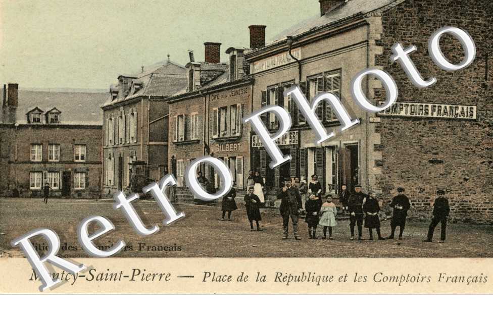 Montcy-Saint-Pierre, place de la republique et les comptoirs francais (edit. Compt. Francais)