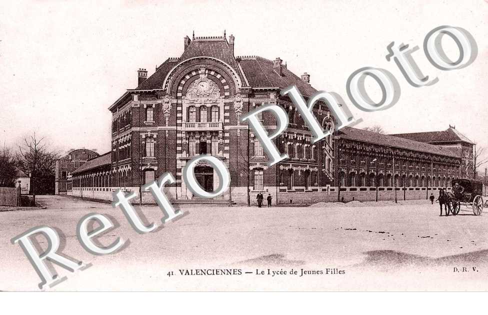 Le lycee de jeunes filles