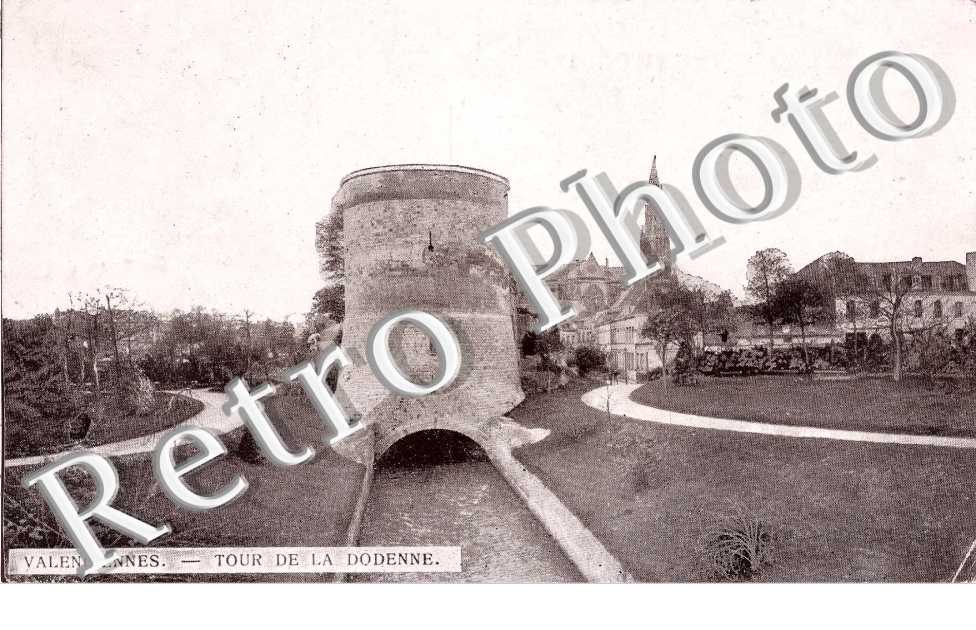 TOUR DE LA DODENNE