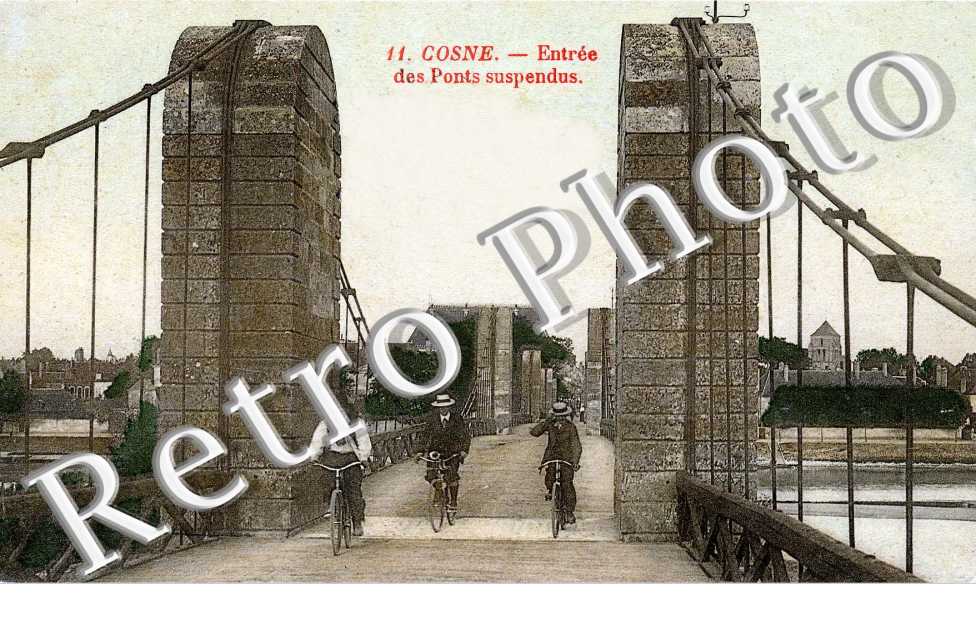 entree des ponts suspendus (couleur)