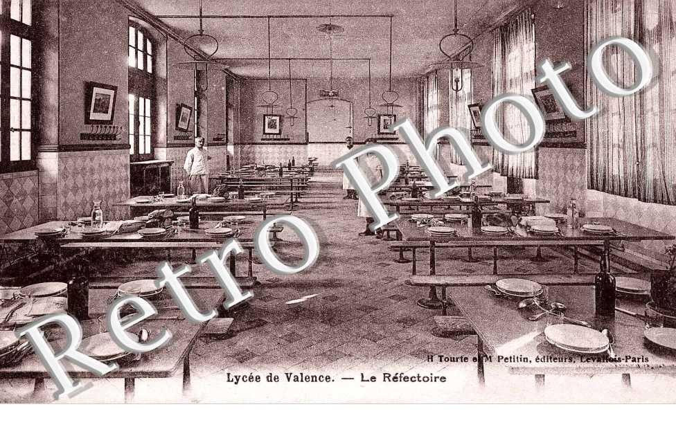 lycee de Valence - le refectoire