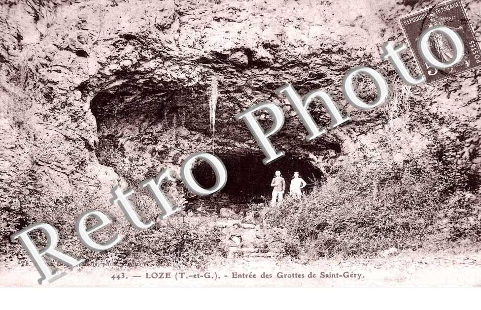 Entree des Grottes de Saint Gery
