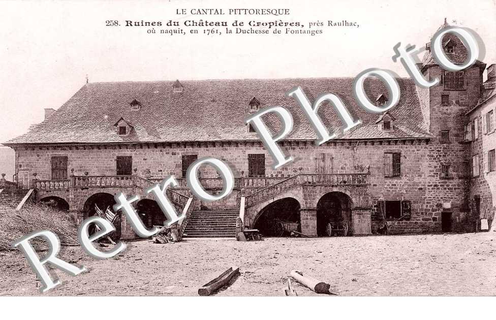 ruines du chateau de Cropieres, pres Raulhac