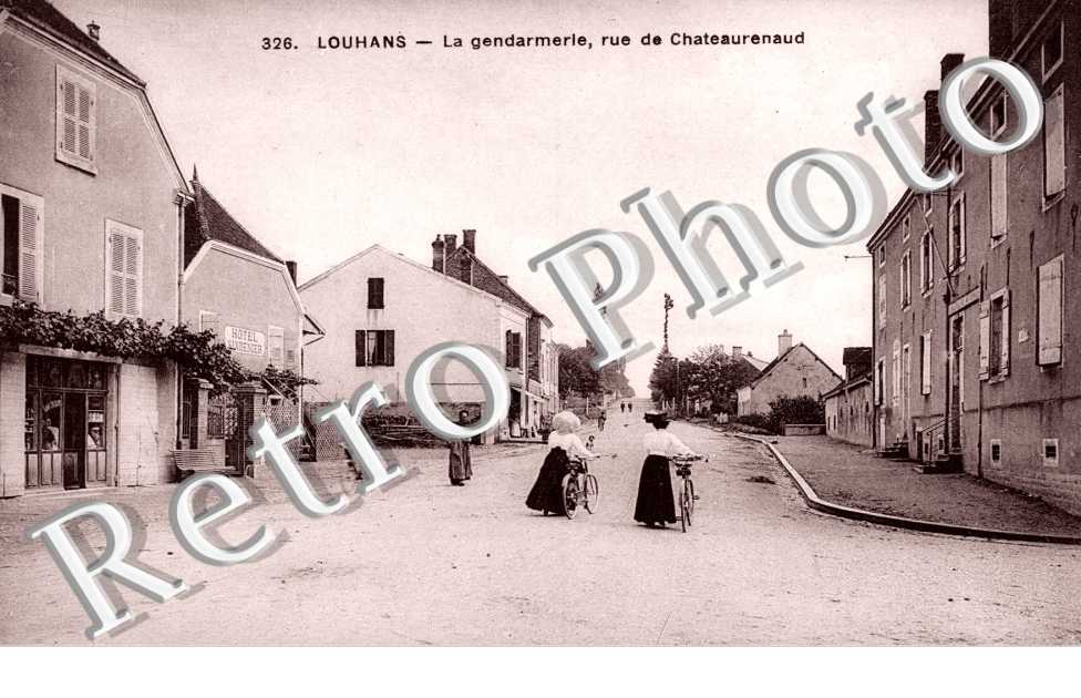 La gendarmerie rue de Châteaurenaud