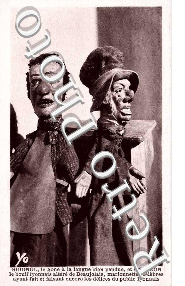 Guignol Lyonnais  Le Gone a la langue bien pendue et Gnafron