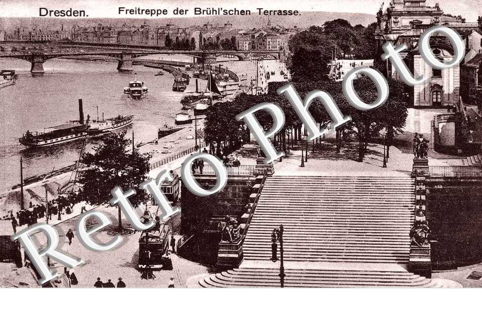 Freitreppe der Brül'schen Terrasse