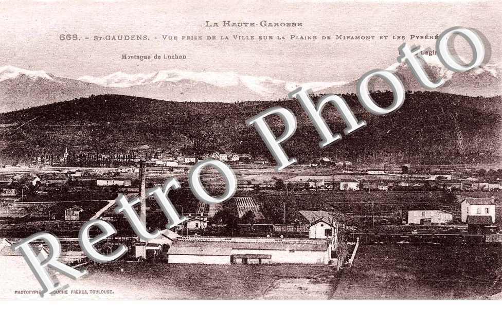 Vue prise de la ville sur la Plaine