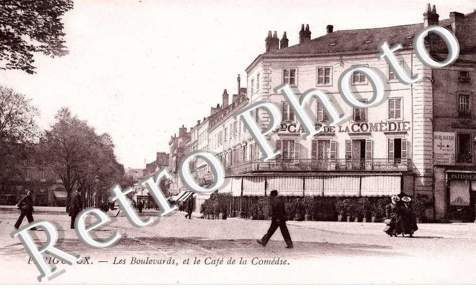 Les boulevards et cafe de la comedie