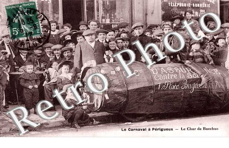 le carnaval. le char de Bacchus