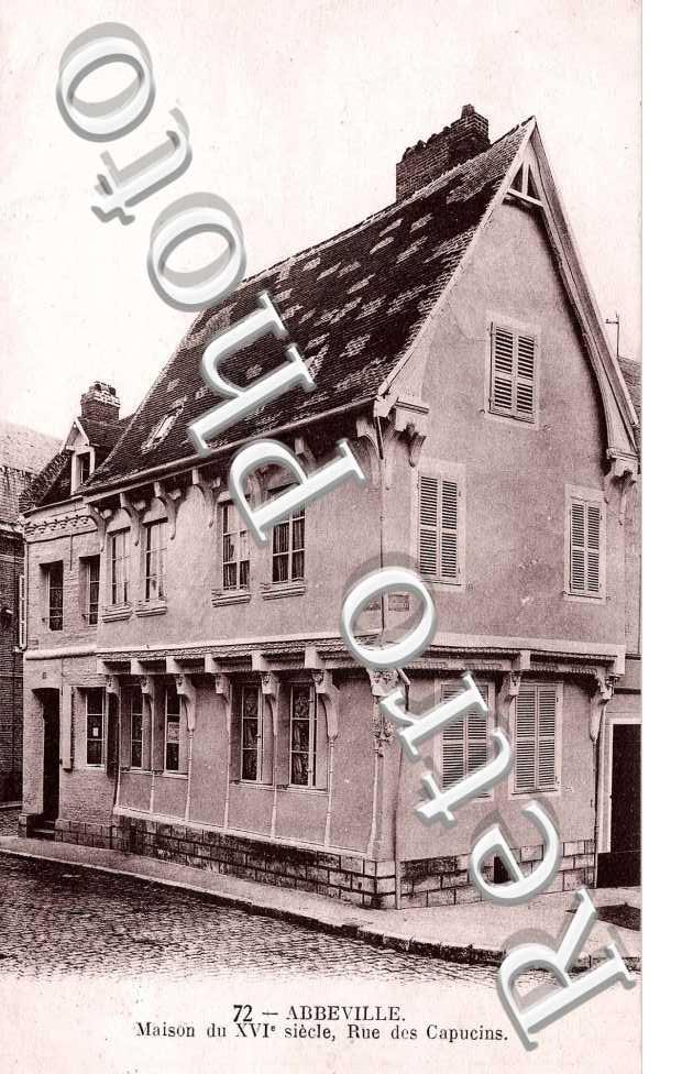 Maison du XVIe, Rue des cqpucins