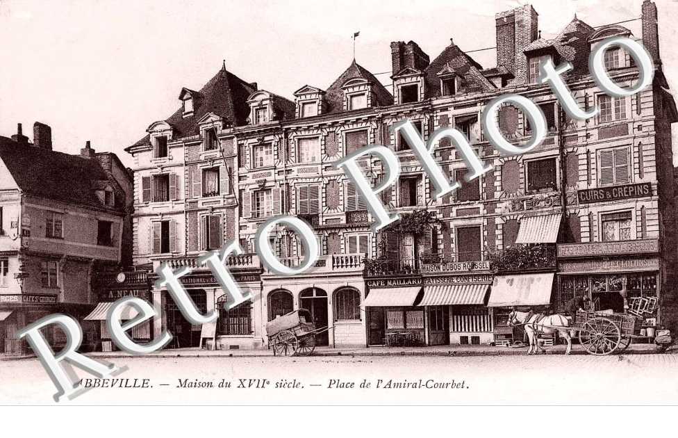 Place de l'Amiral  Courbet