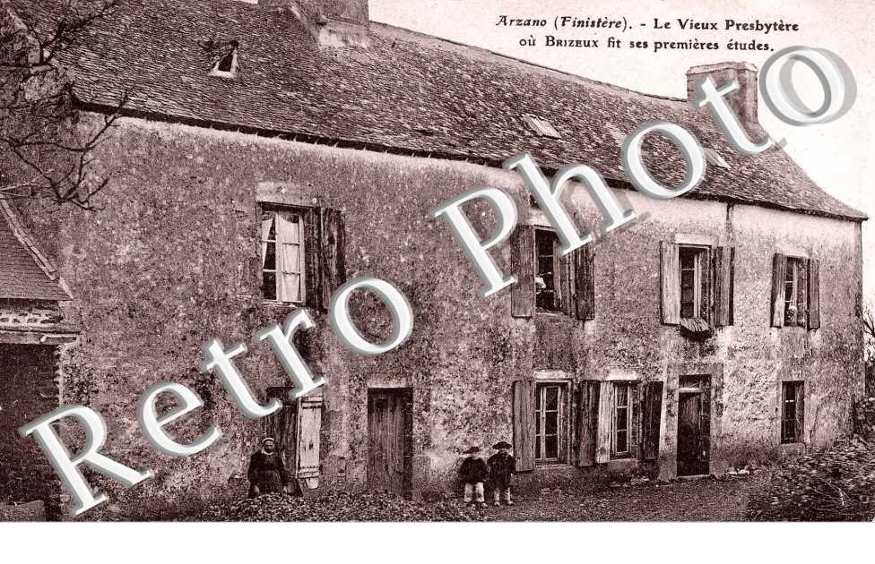 ARZANO  Le Vieux Presbytere