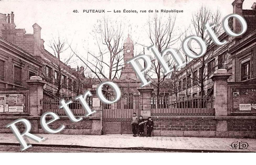 Les ecoles - Rue de la republique