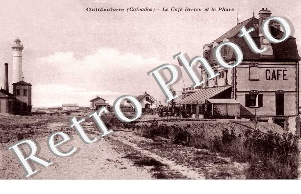 le Cafe Breton et le phare