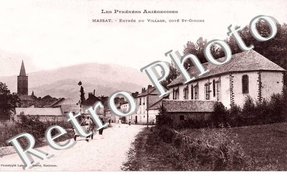 entrée du village, côté Saint-Girons