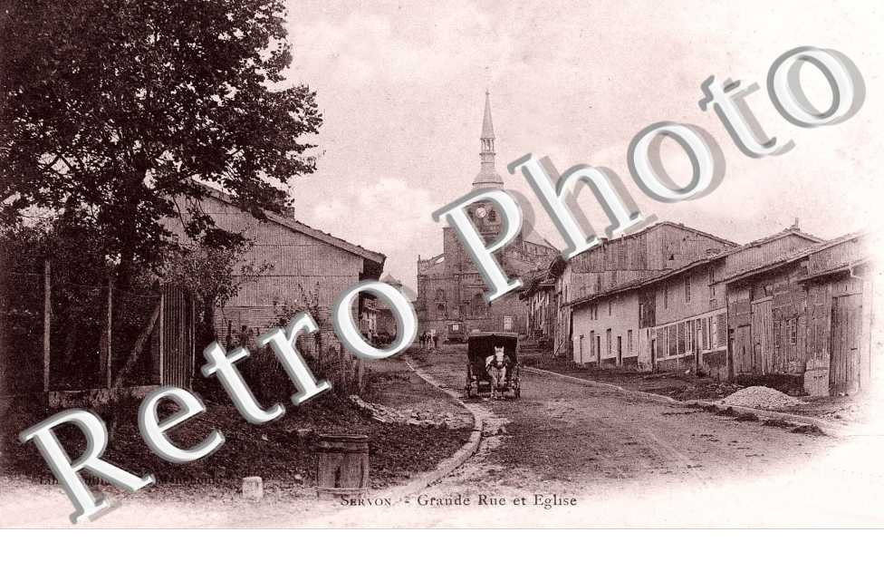 grande rue et eglise