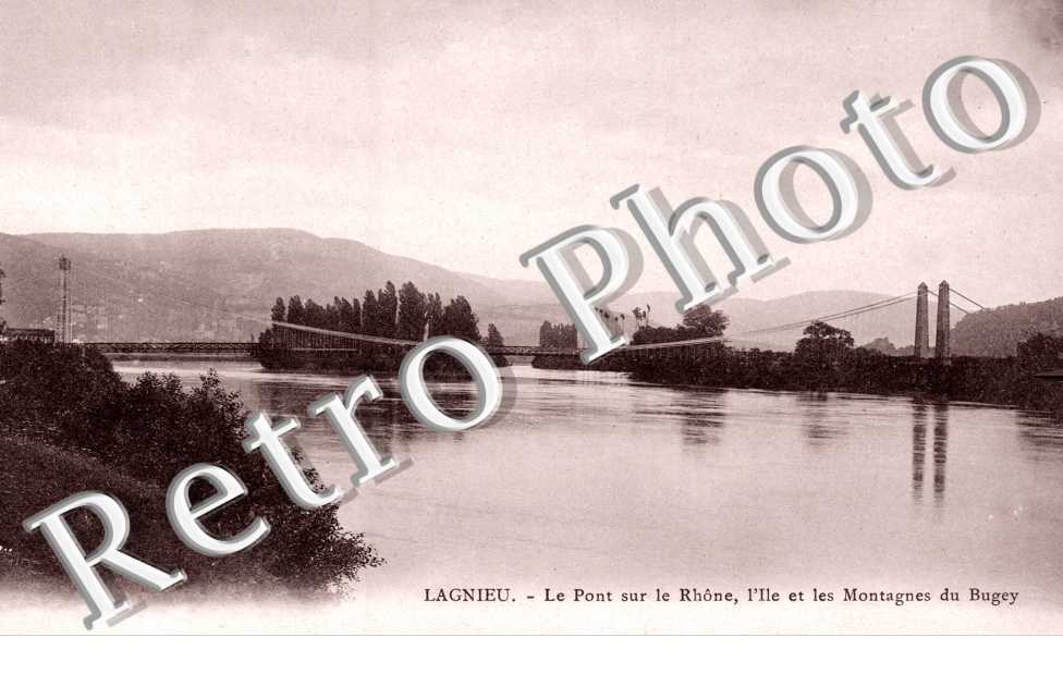 Le Pont du Rhone, l'Ile et les Montagnes du Bugey